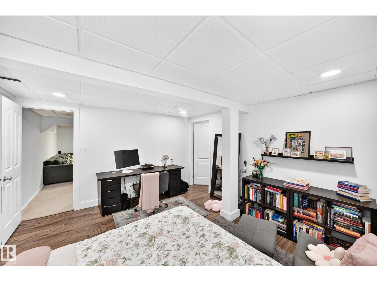 4216 47 ST NW - 45