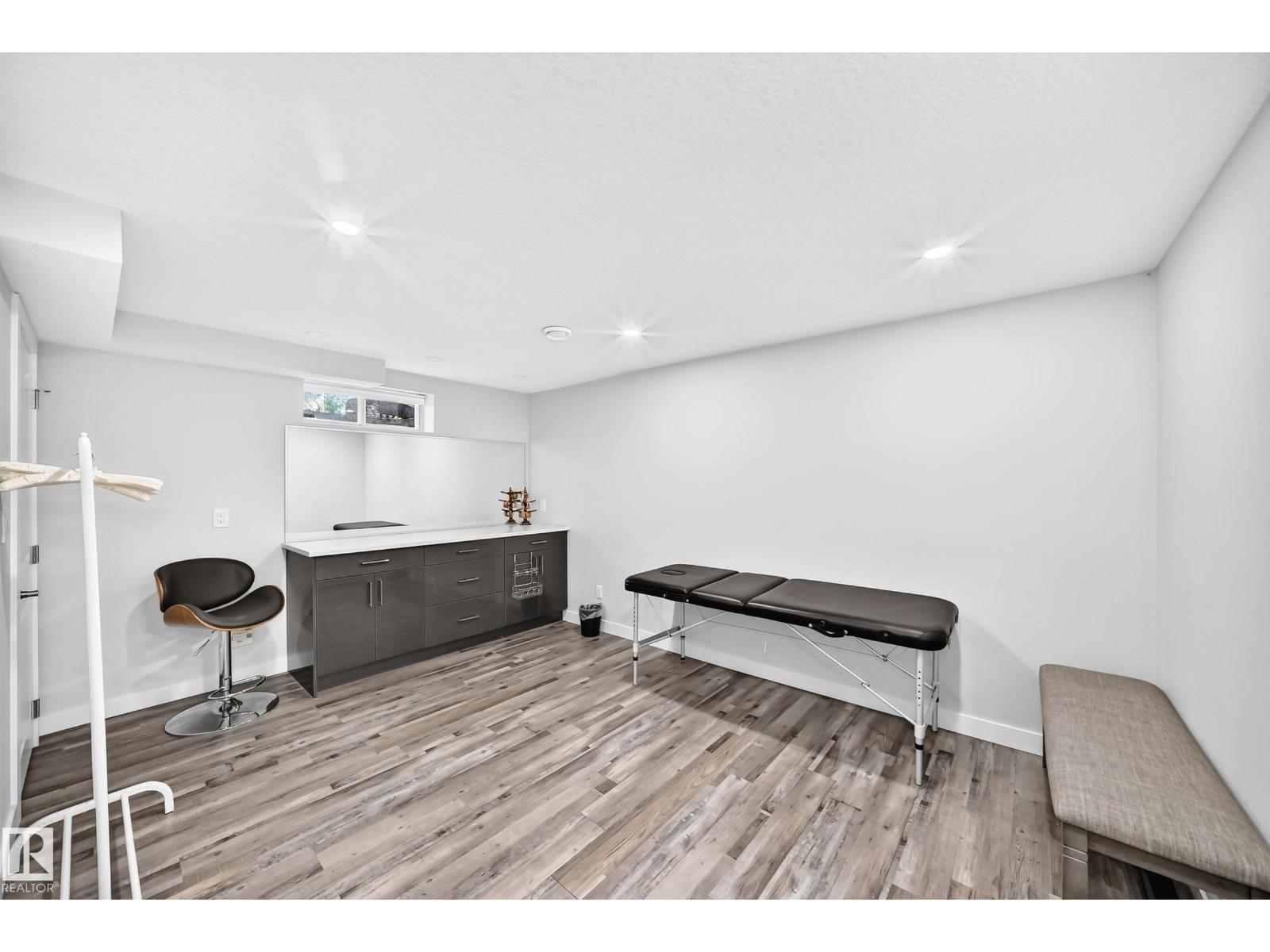 4216 47 ST NW - 46