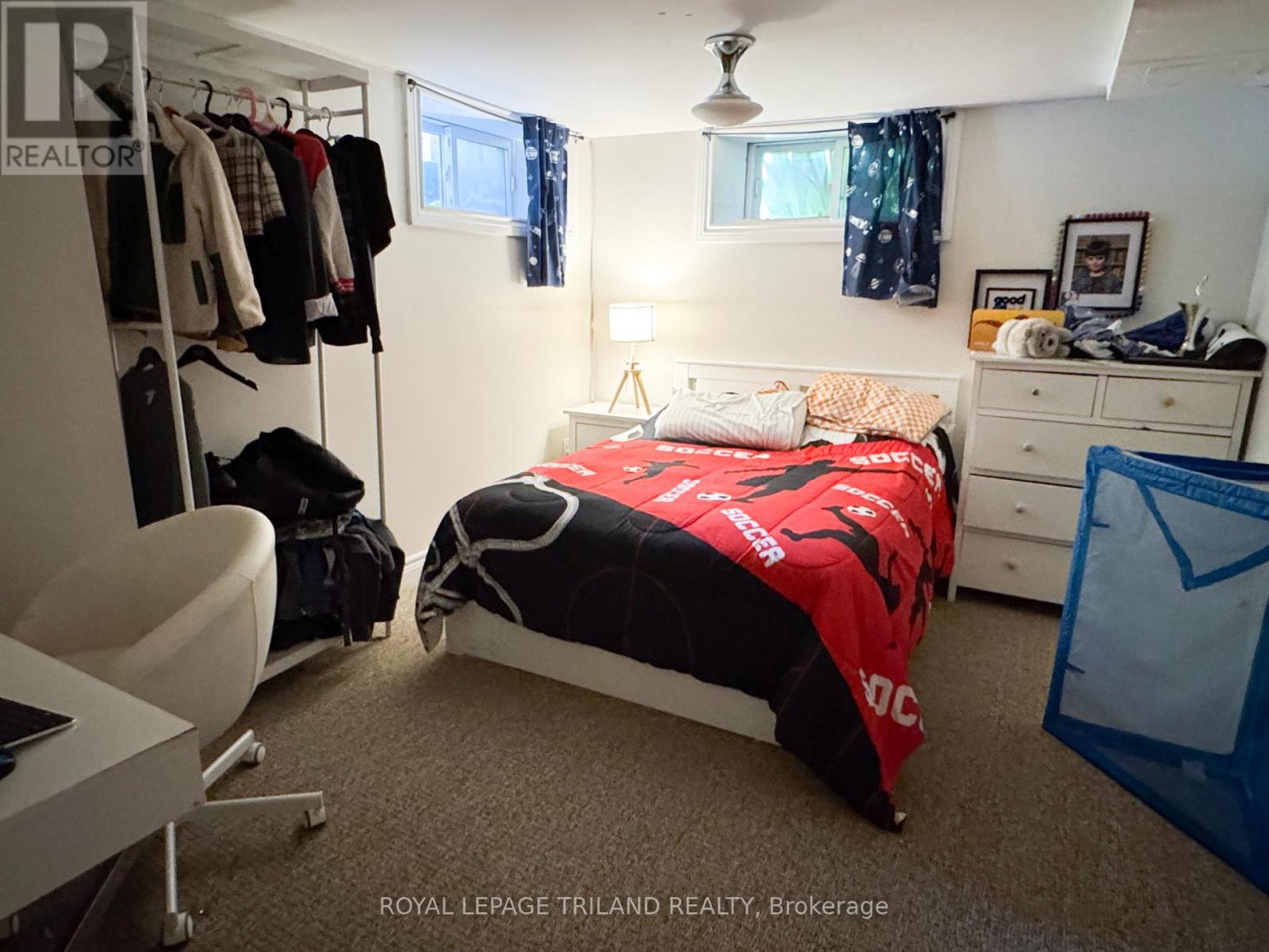 100 SUNSET DRIVE - 20