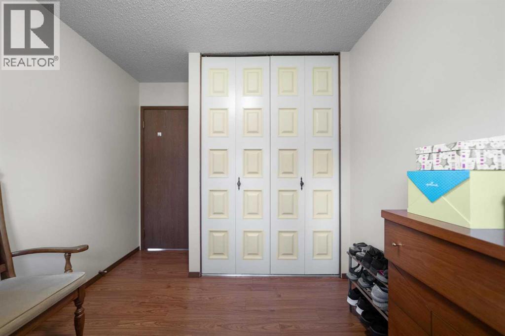 5000 52 Street — photo 17