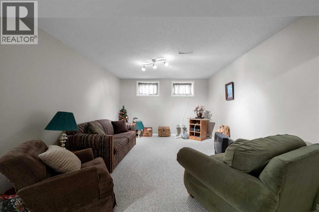 5000 52 Street — photo 20