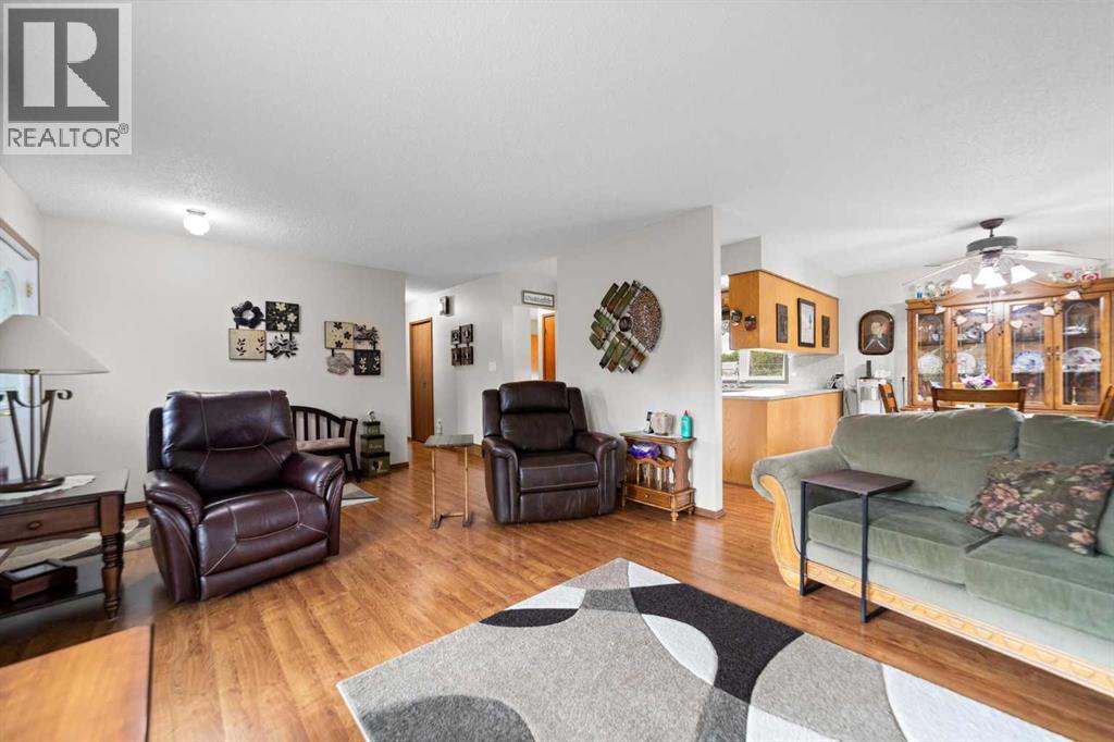 5000 52 Street - photo 4