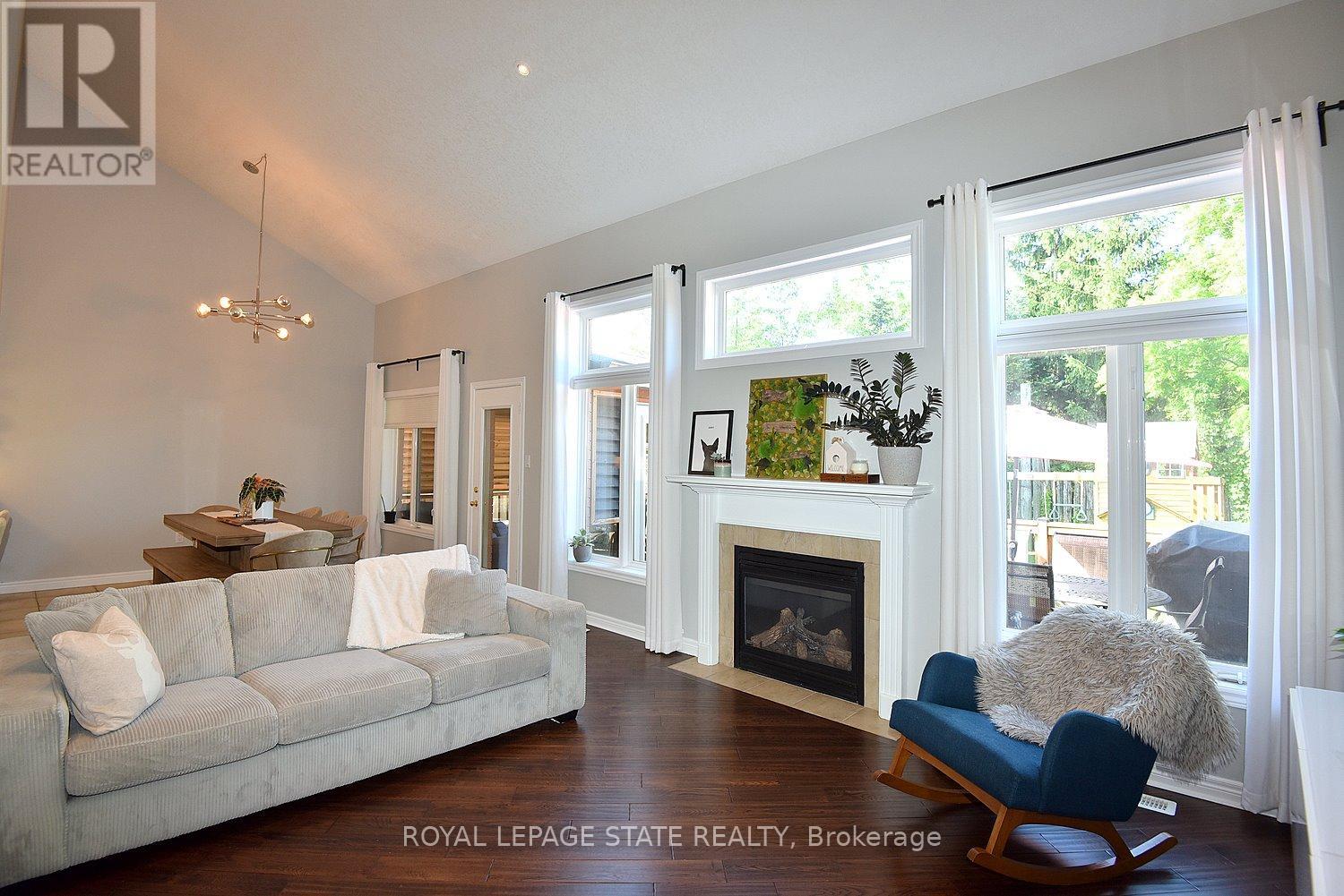 12 WILLS CRESCENT - 11