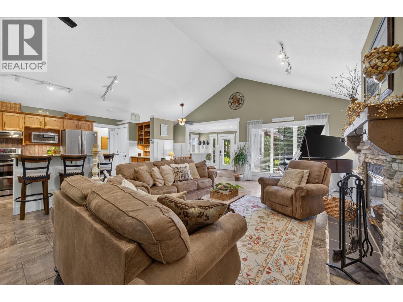 587 Hunt Road, Swansea Point