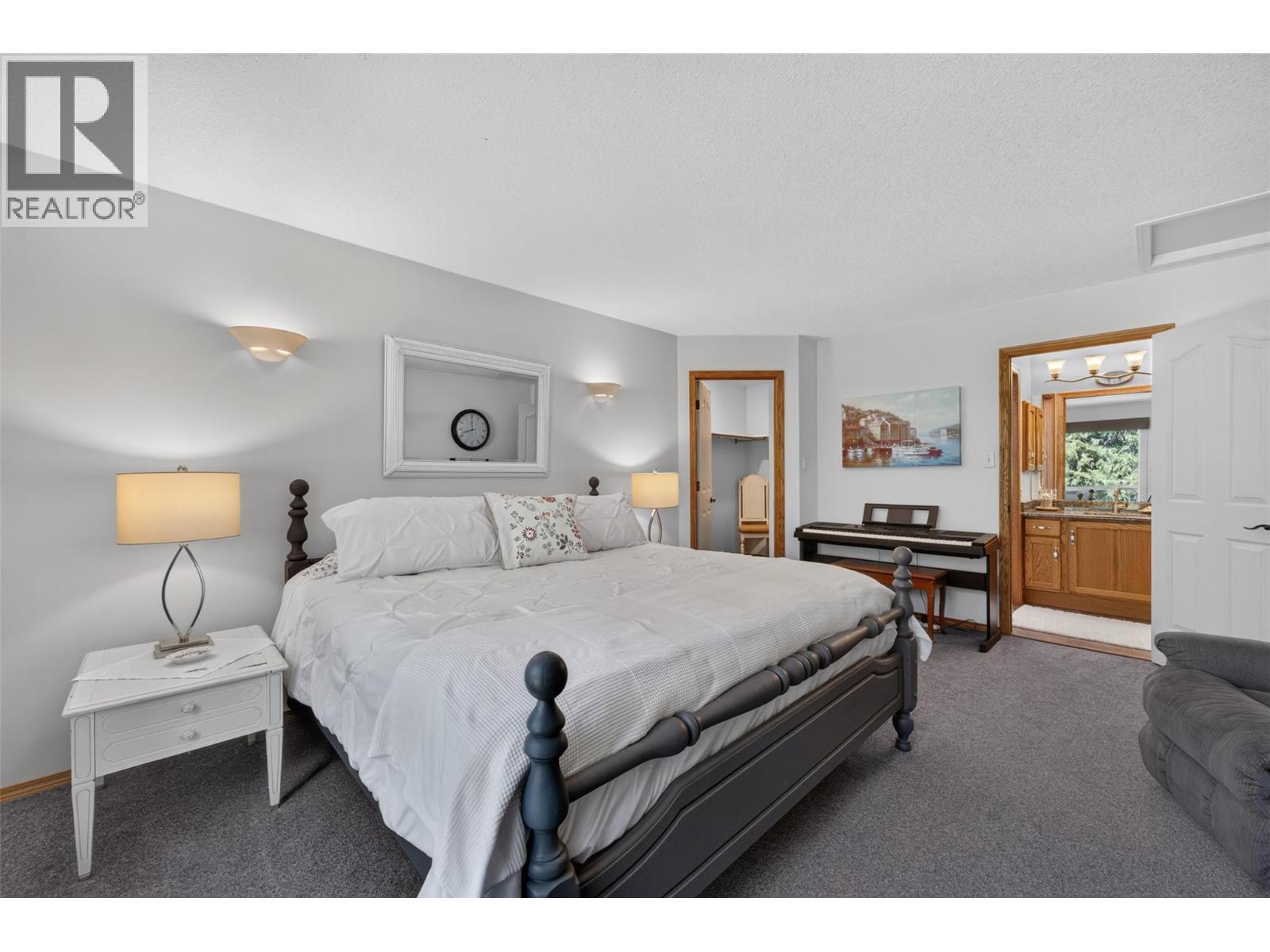 587 Hunt Road, Swansea Point