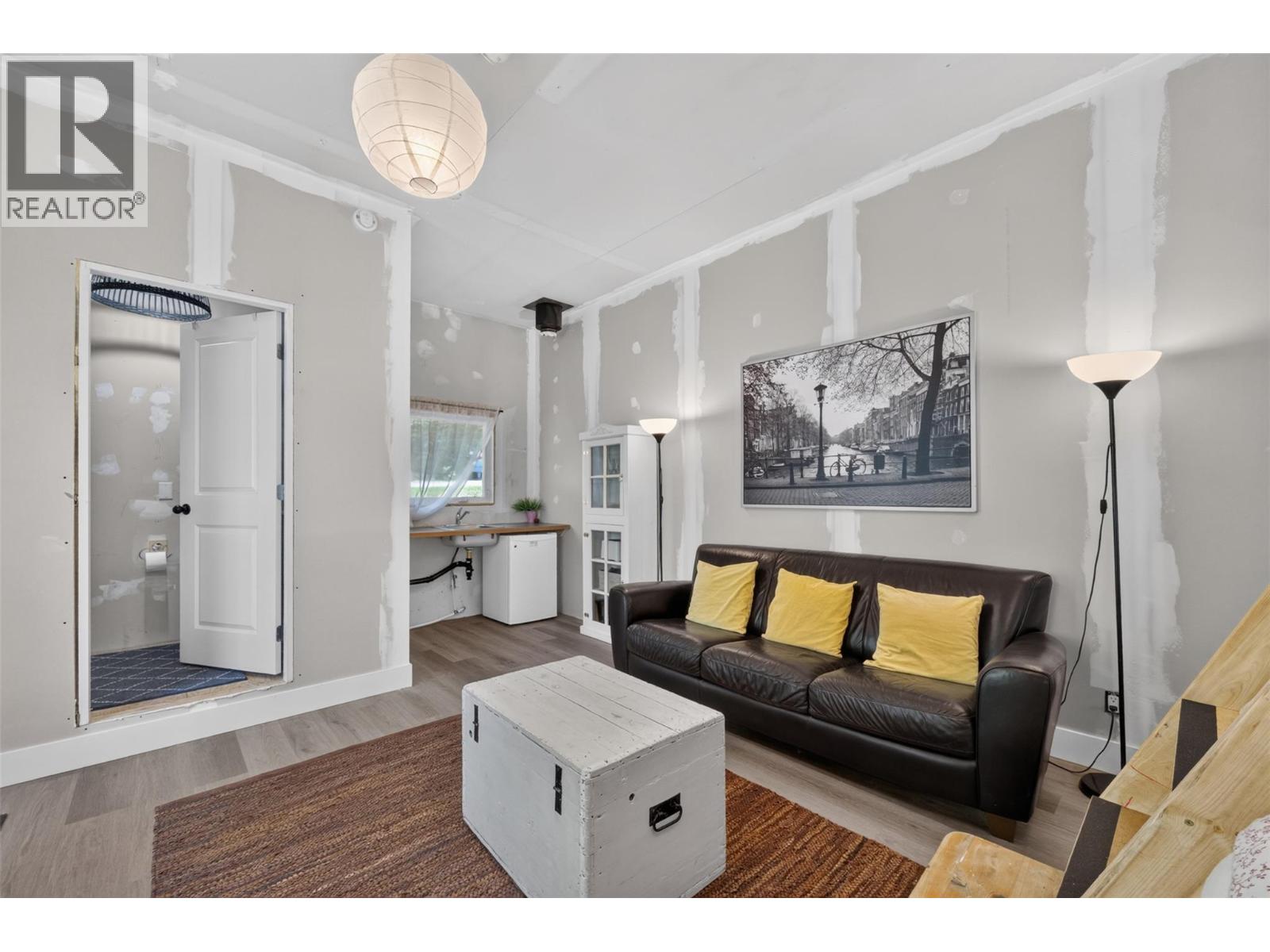 587 Hunt Road, Swansea Point