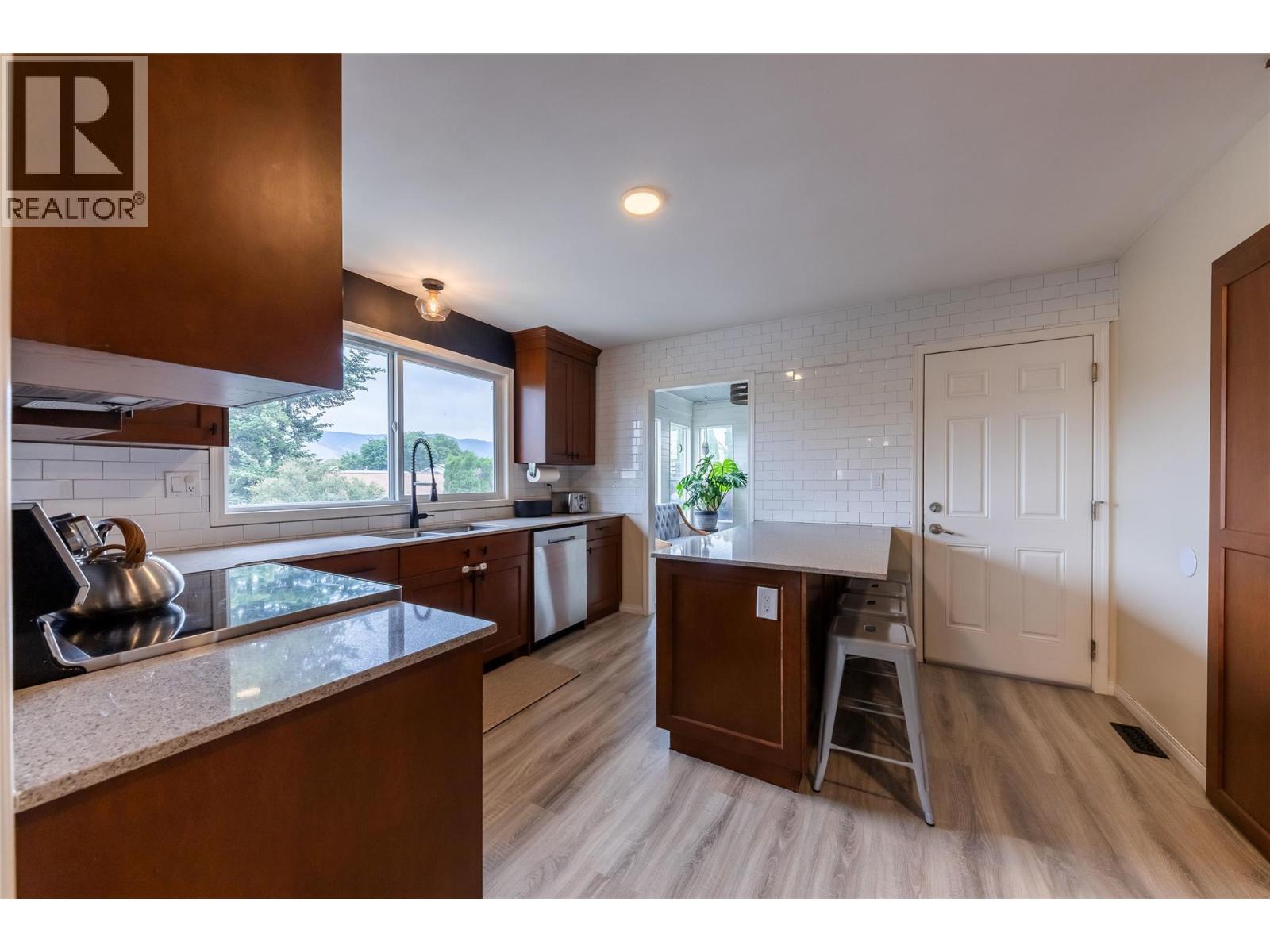 2308 OMINECA Drive - Image 21