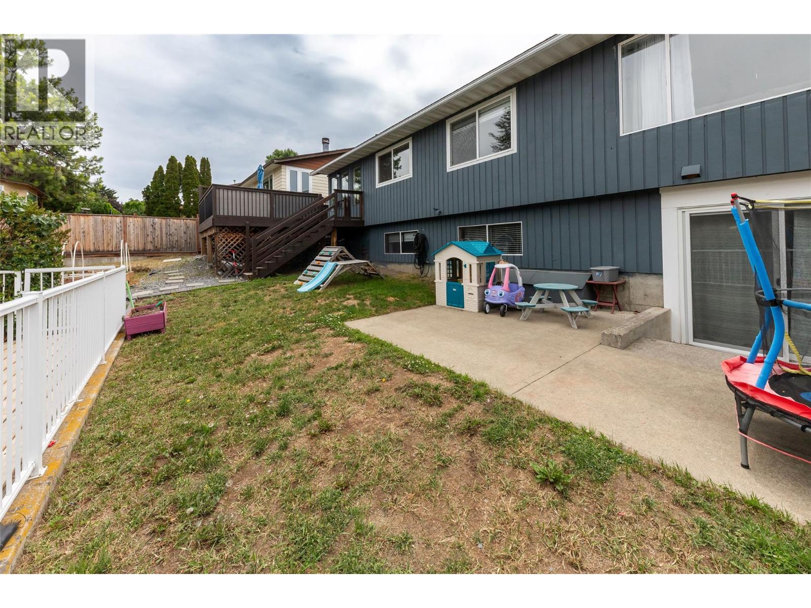 2308 OMINECA Drive - 63