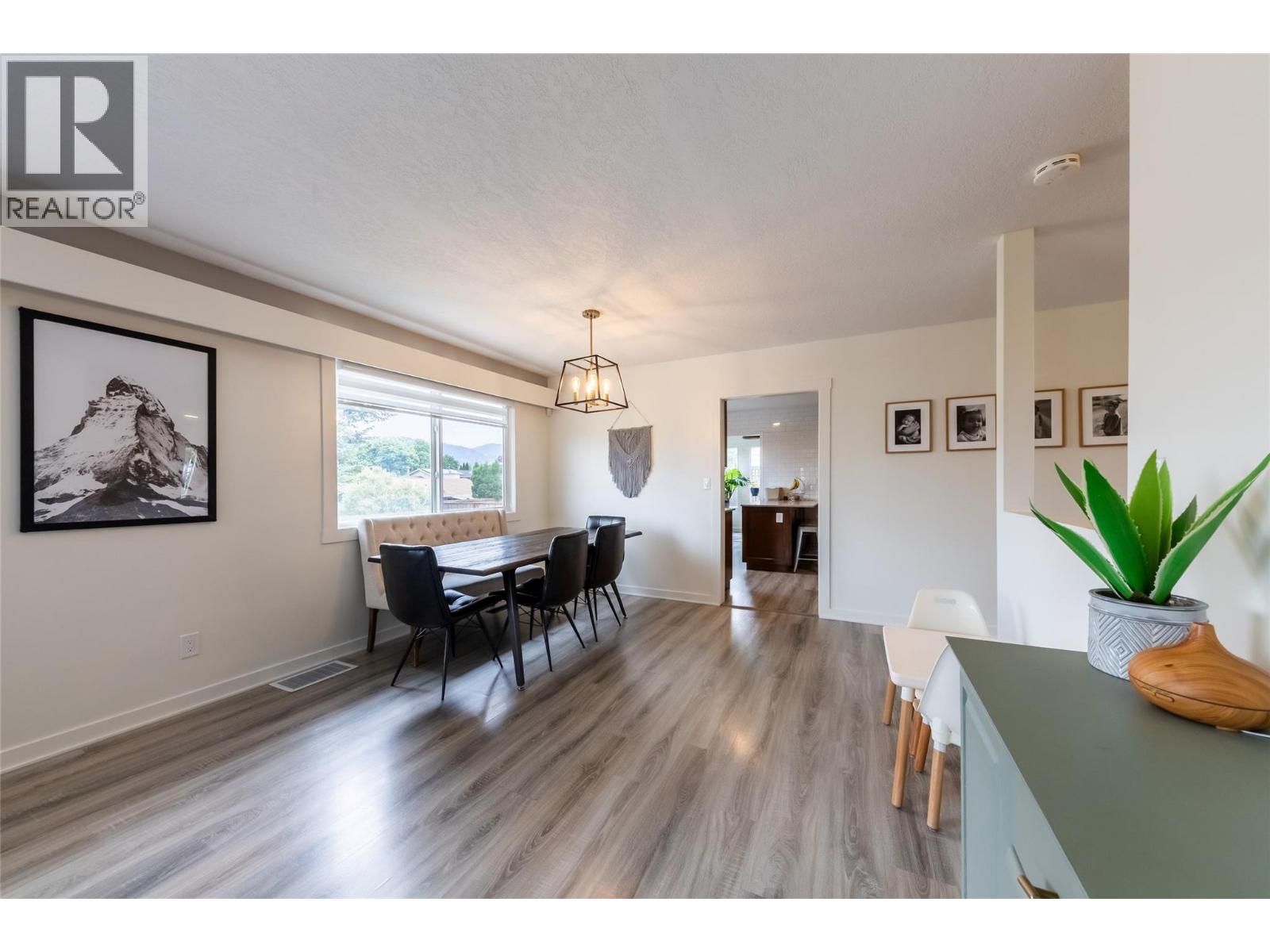 2308 OMINECA Drive - Image 12