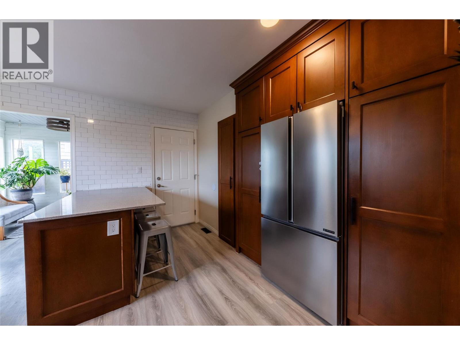 2308 OMINECA Drive - 20
