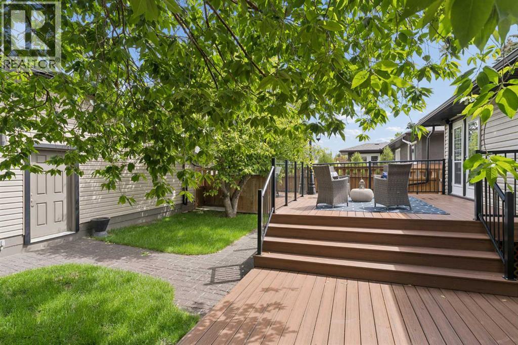 220 41 Avenue NW — photo 45