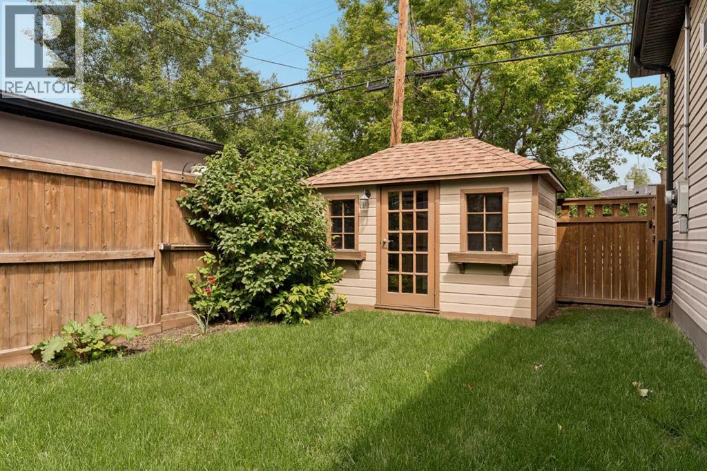 Additional space in the super cute shed