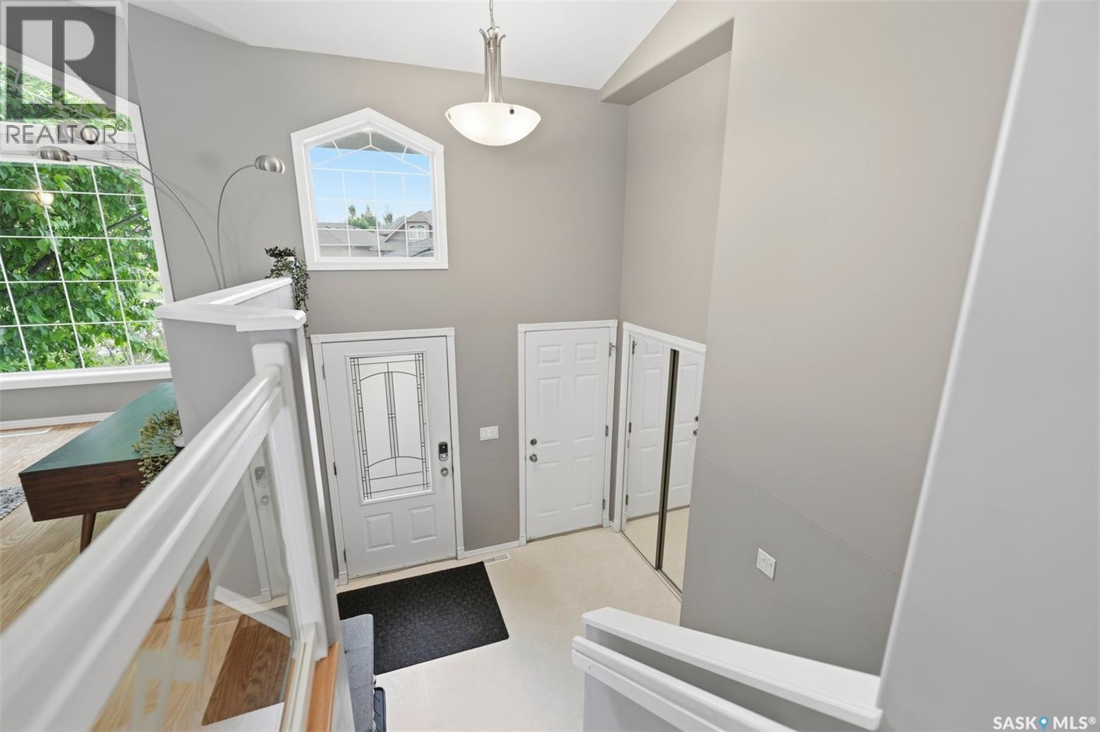 738 Wright CRESCENT - photo 4