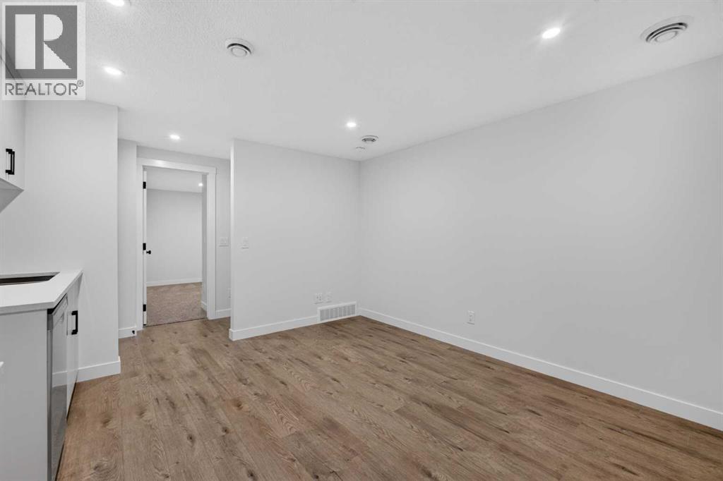 26 Starling Boulevard NW — photo 31