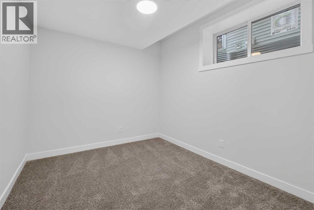 26 Starling Boulevard NW — photo 33