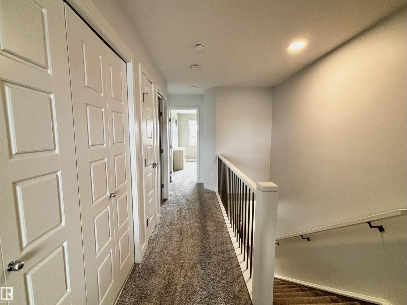 5281 Edgemont BV NW — photo 29