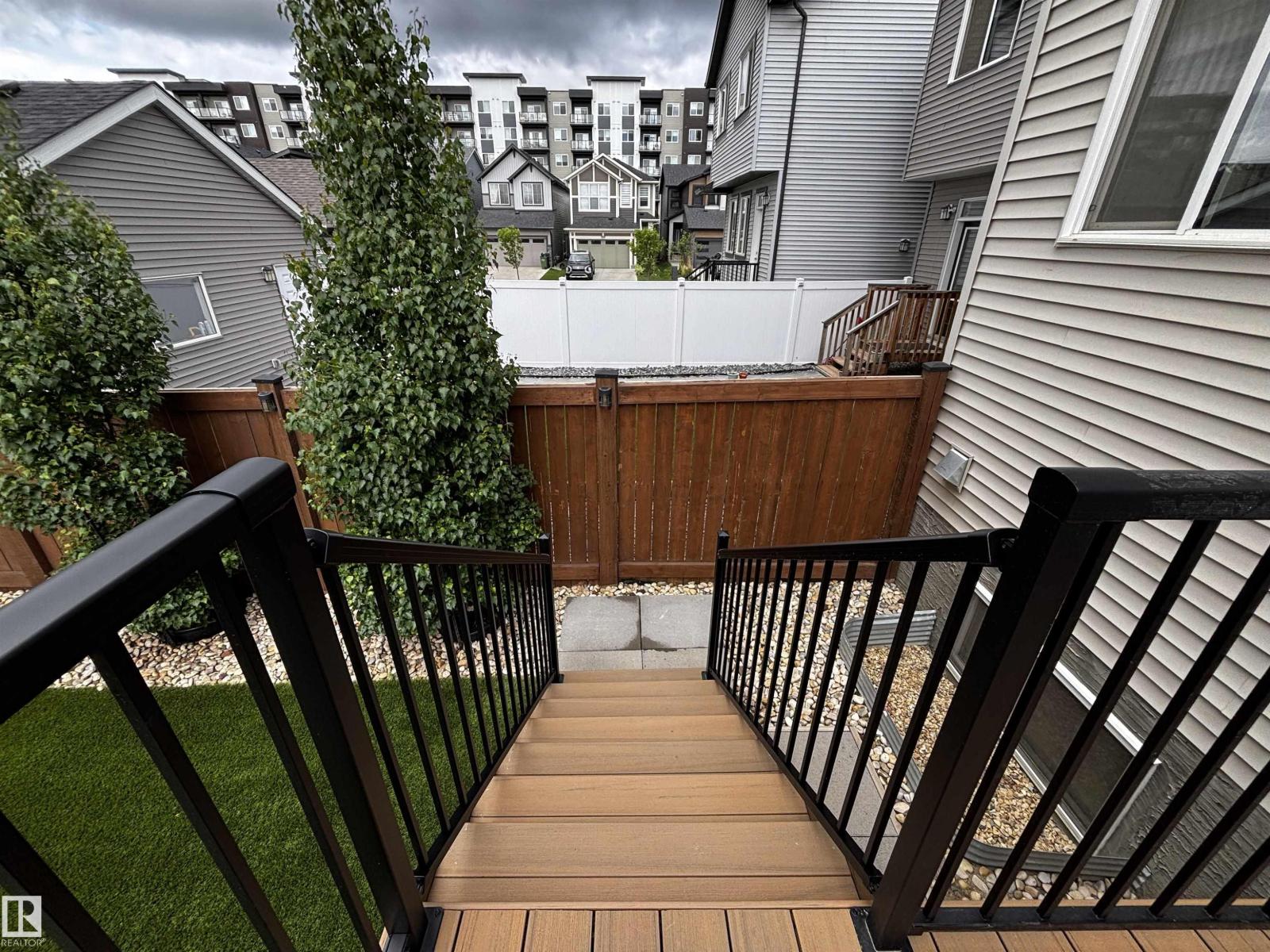 5281 Edgemont BV NW — photo 31