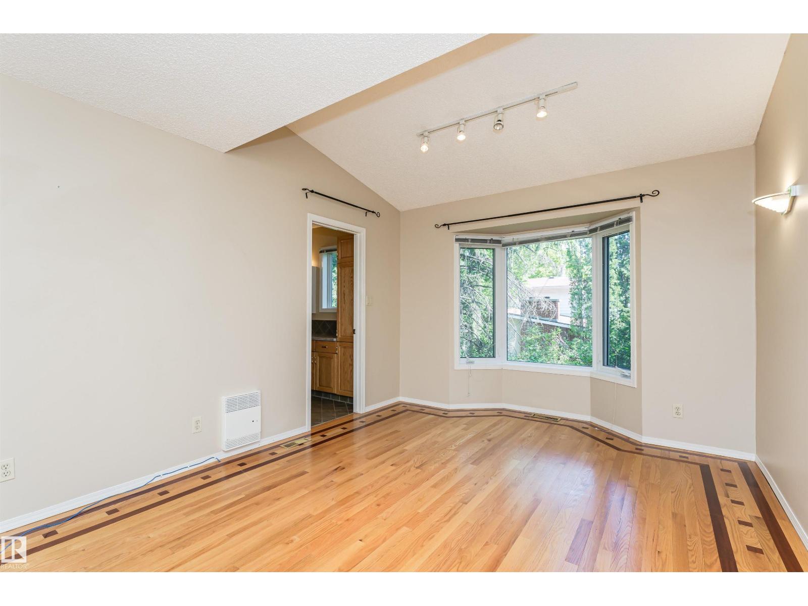 55 STURGEON RD - 33