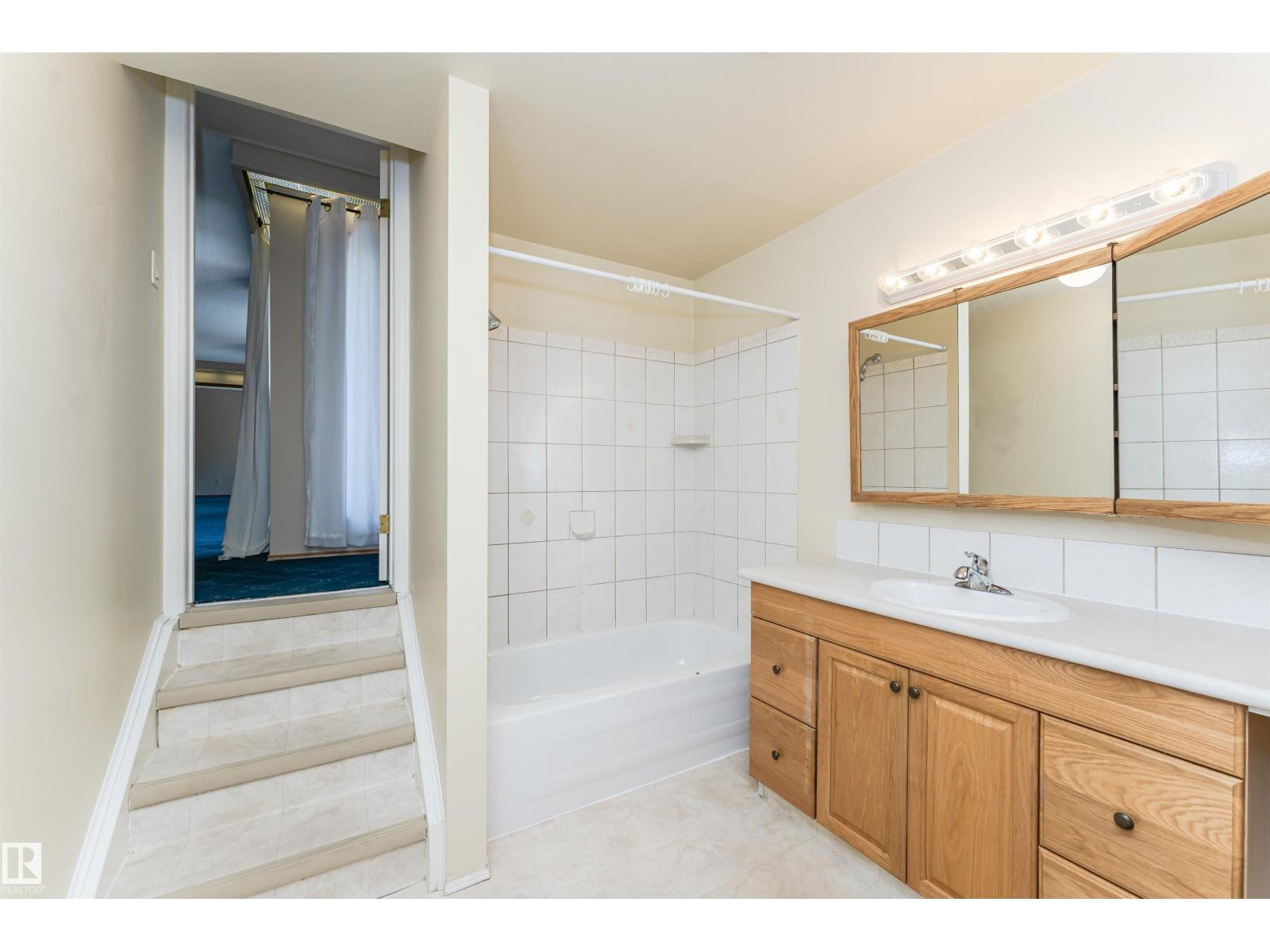 55 STURGEON RD - 37