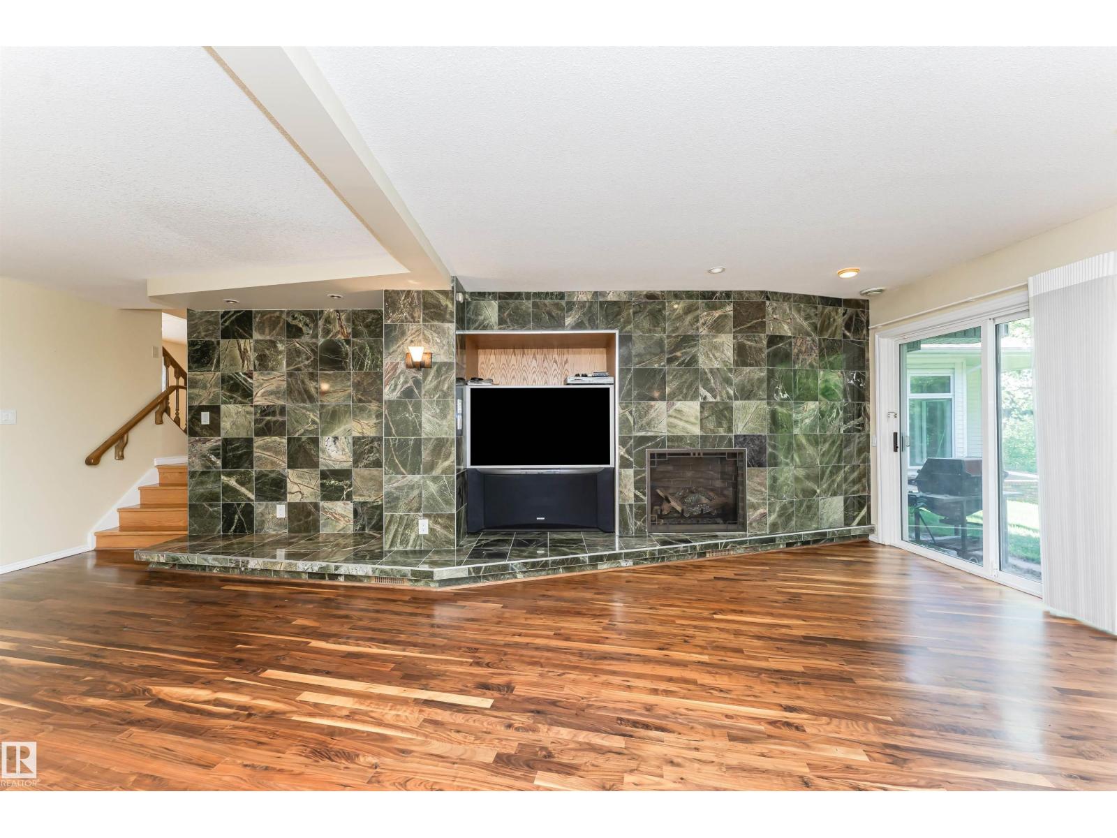 55 STURGEON RD - 44