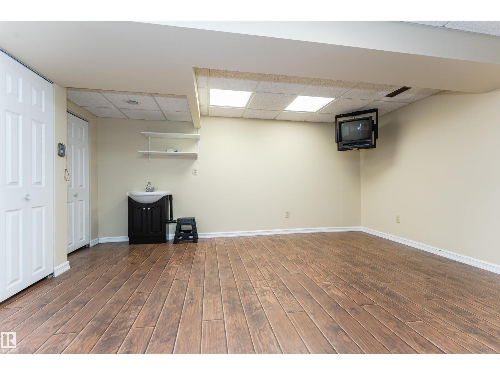 55 STURGEON RD - 50