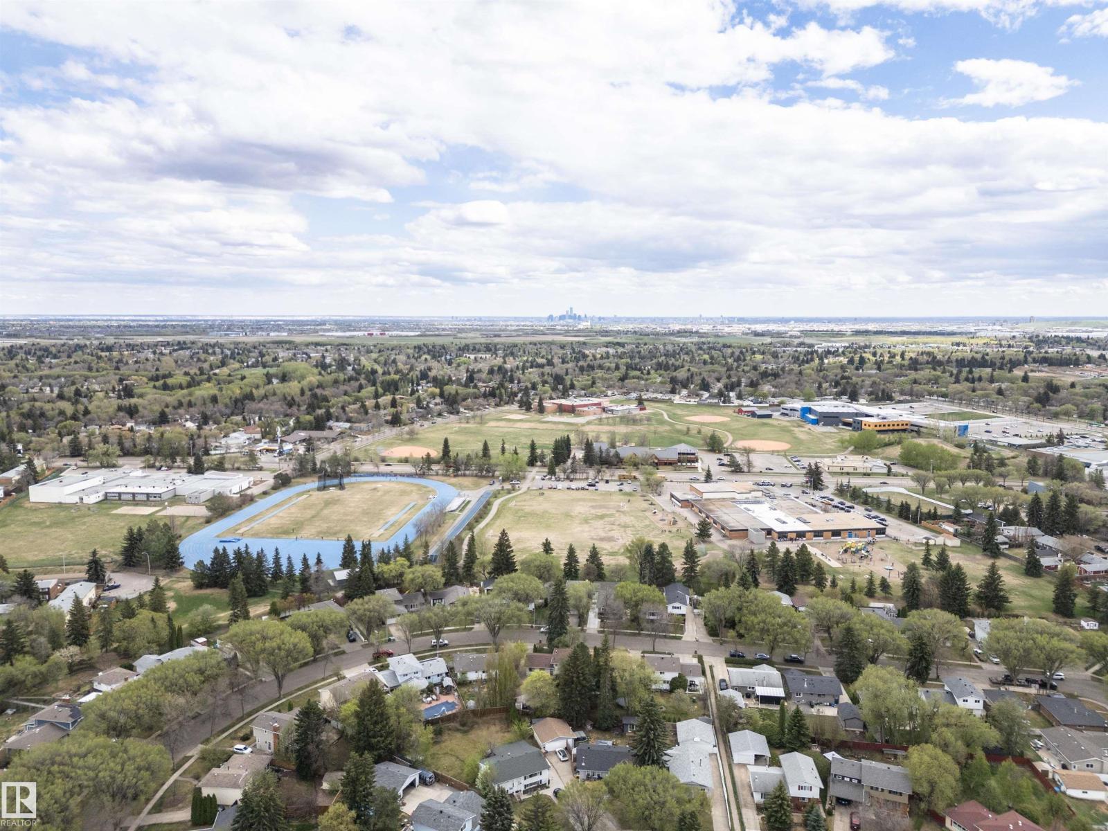 55 STURGEON RD - 66