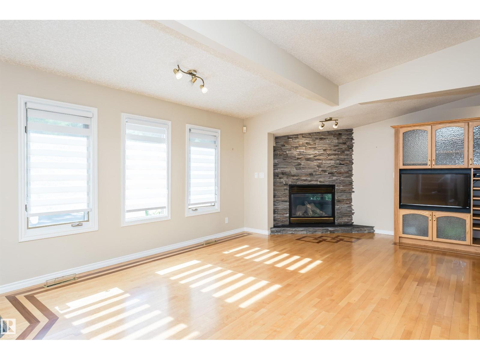 55 STURGEON RD - 7