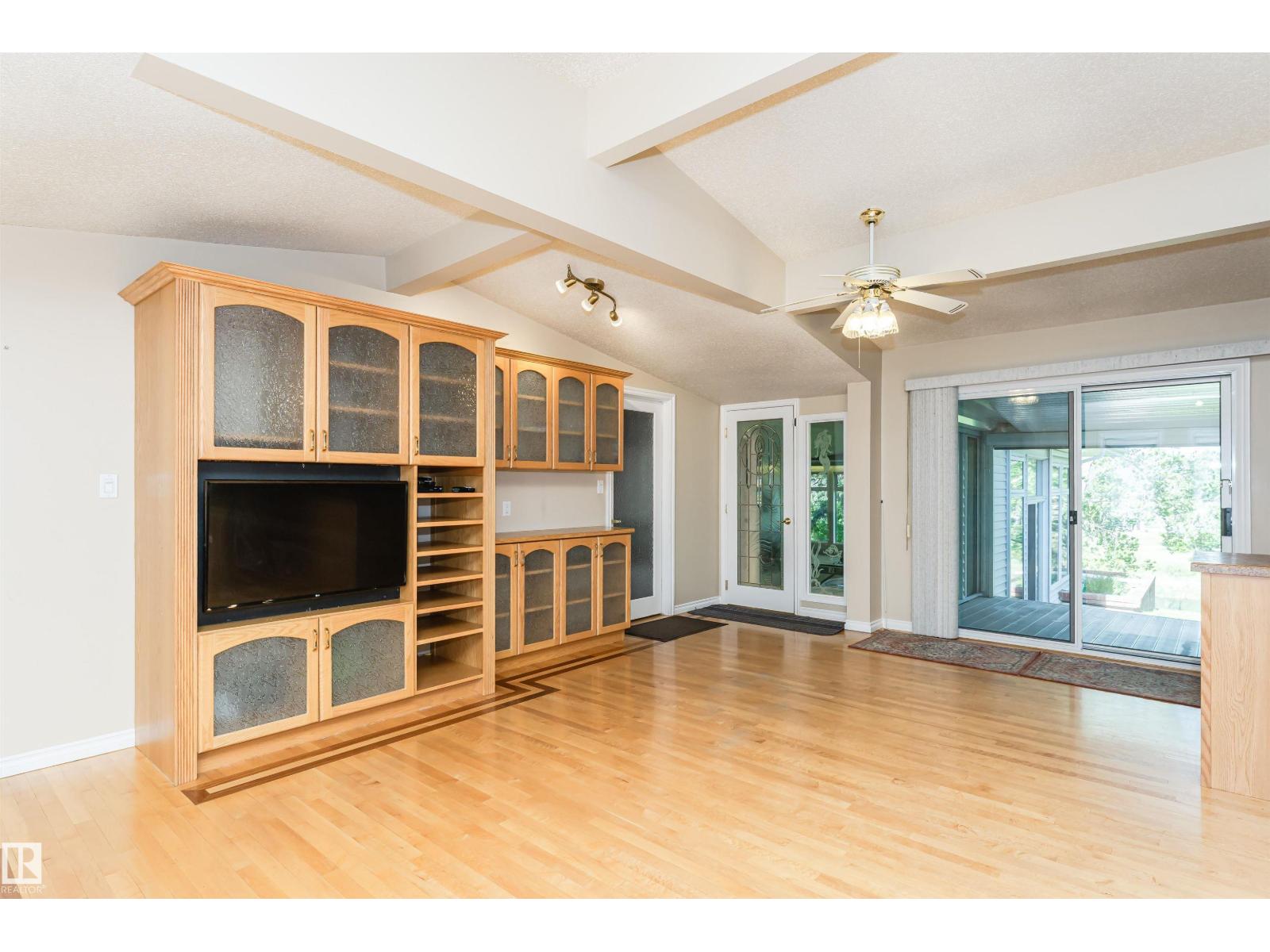 55 STURGEON RD - 9