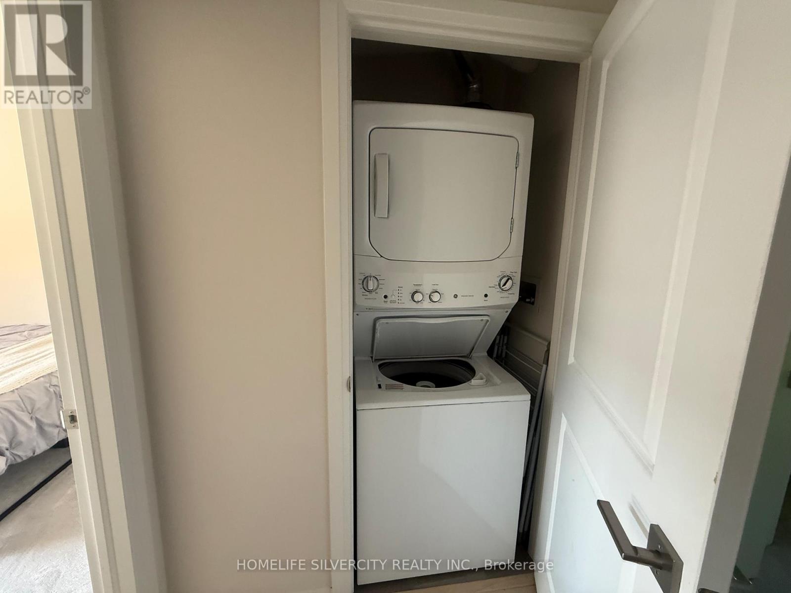 #61 2 WILLOW STREET - 17