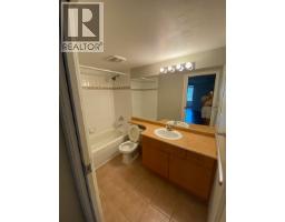 210 6991 Victoria Drive, Vancouver, BC V5P3Y7 Photo 6