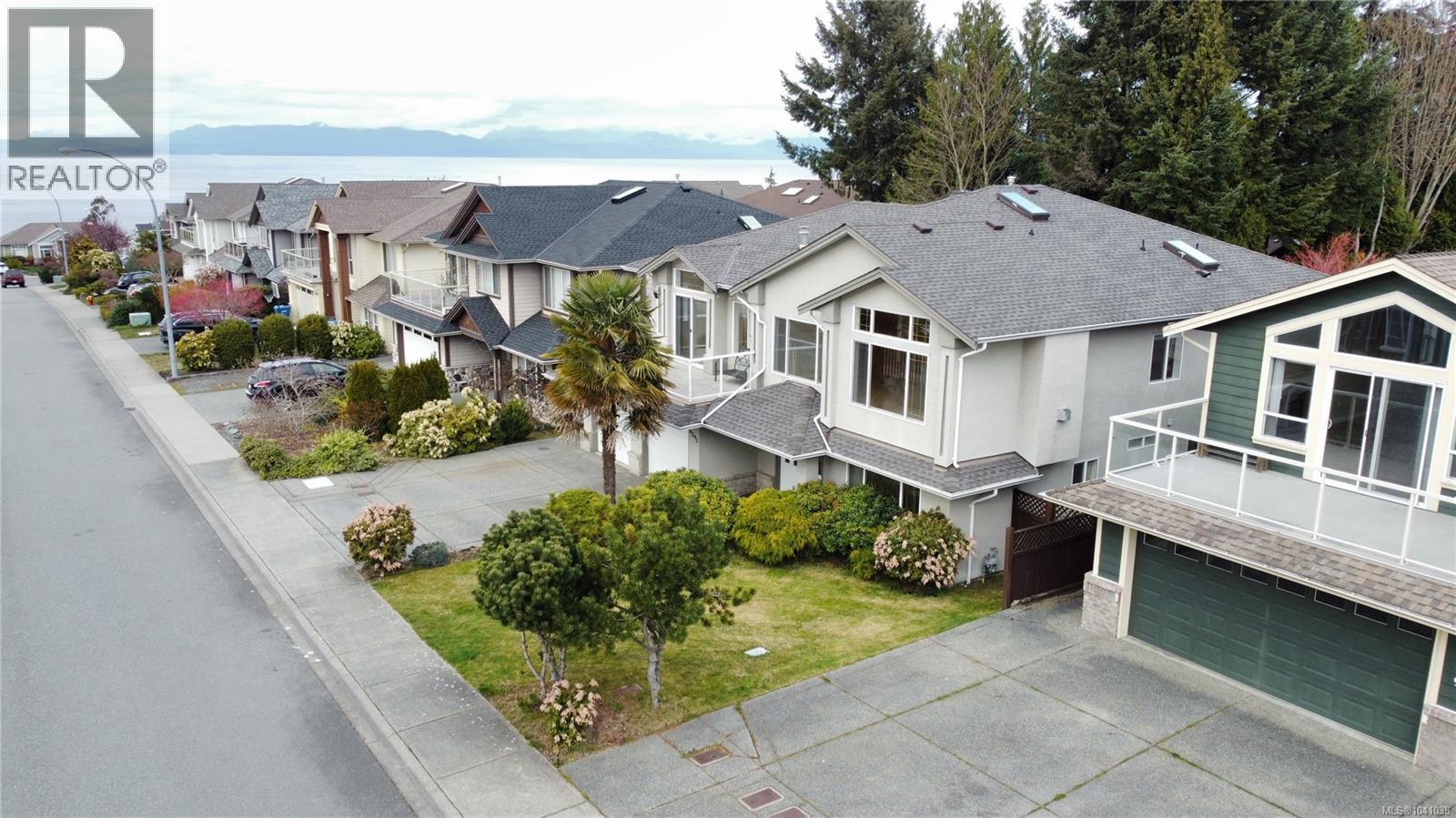 6593 Kestrel Cres - 3
