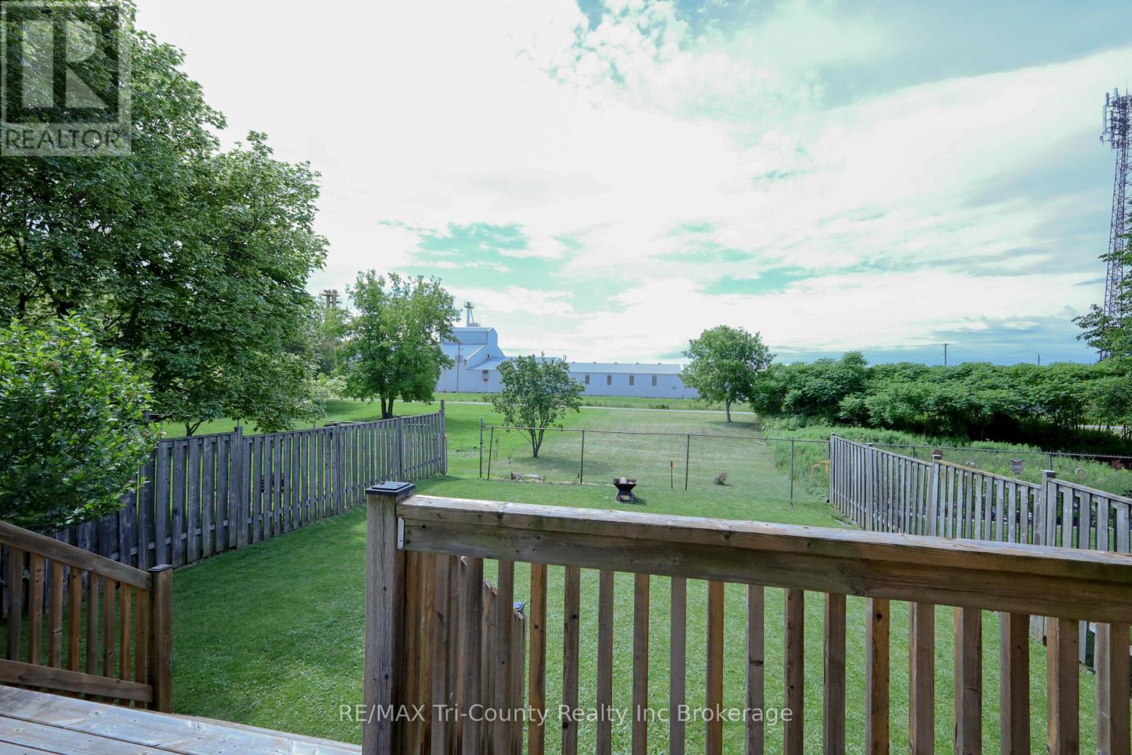 3-bedroom home for sale at 25 HERFORD STREET, Tillsonburg ON · photo 33 of 35