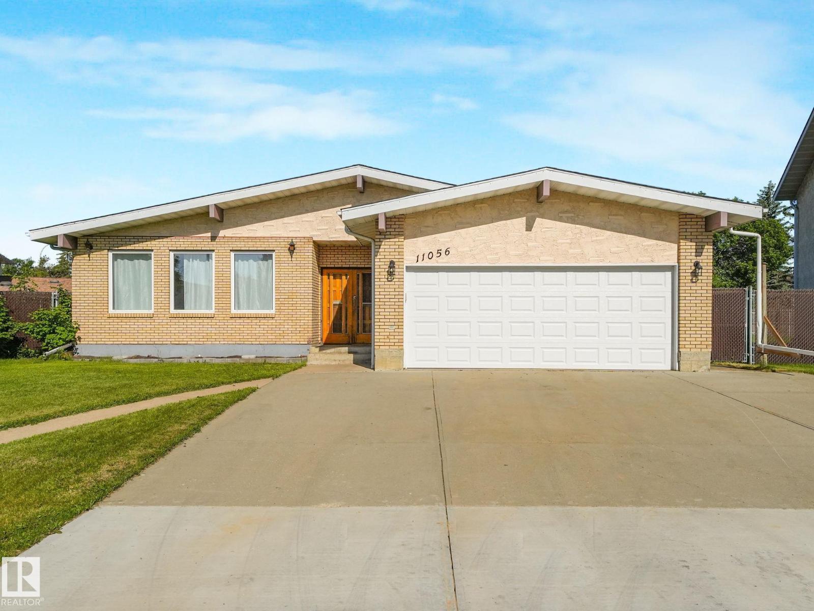 11056 166 AV NW - 3
