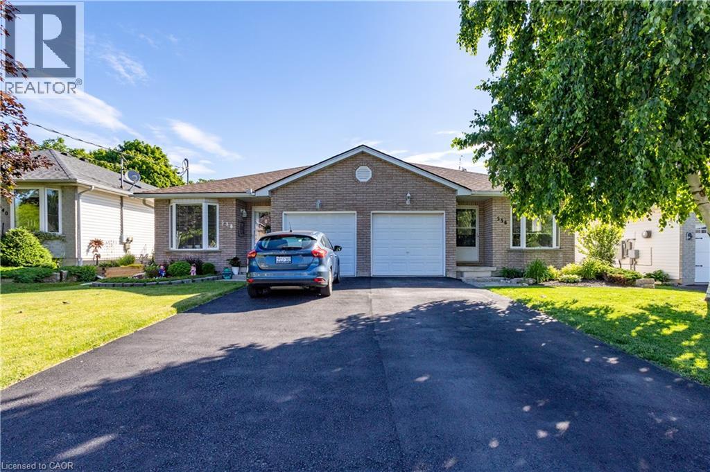 536 ST ANDREW Street - 3
