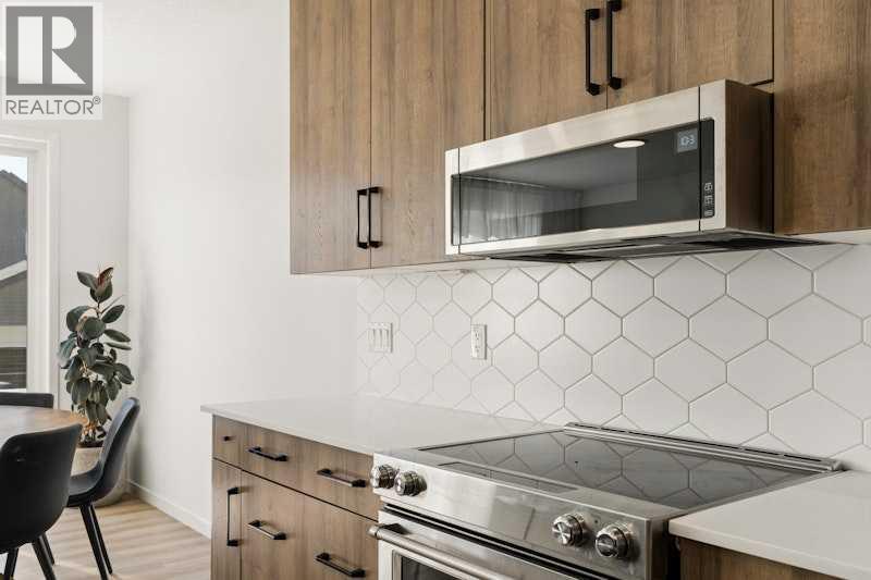 20 Wolf Creek Street SE - 9