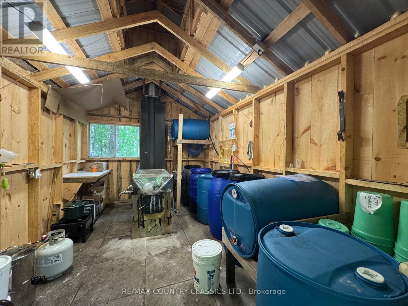 18 SOIKIE ROAD - 35