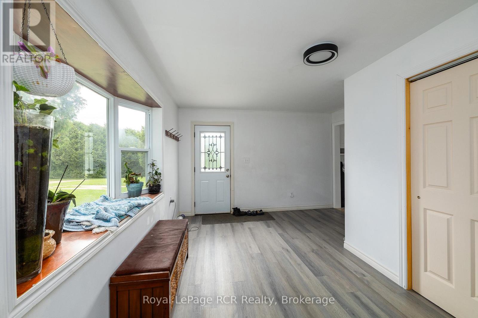 775355 HIGHWAY 10 - 22