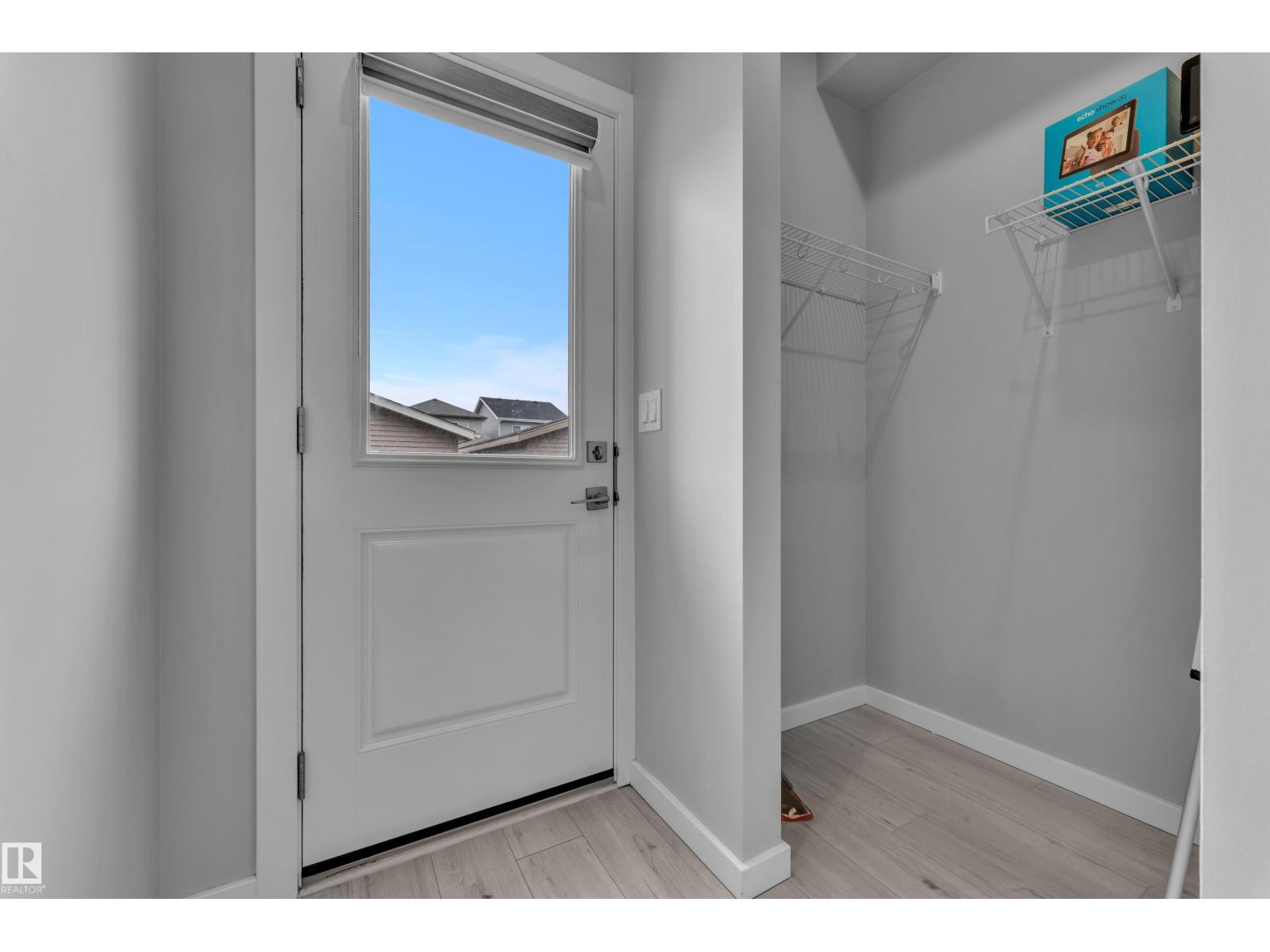 7043 182 AV NW — photo 18