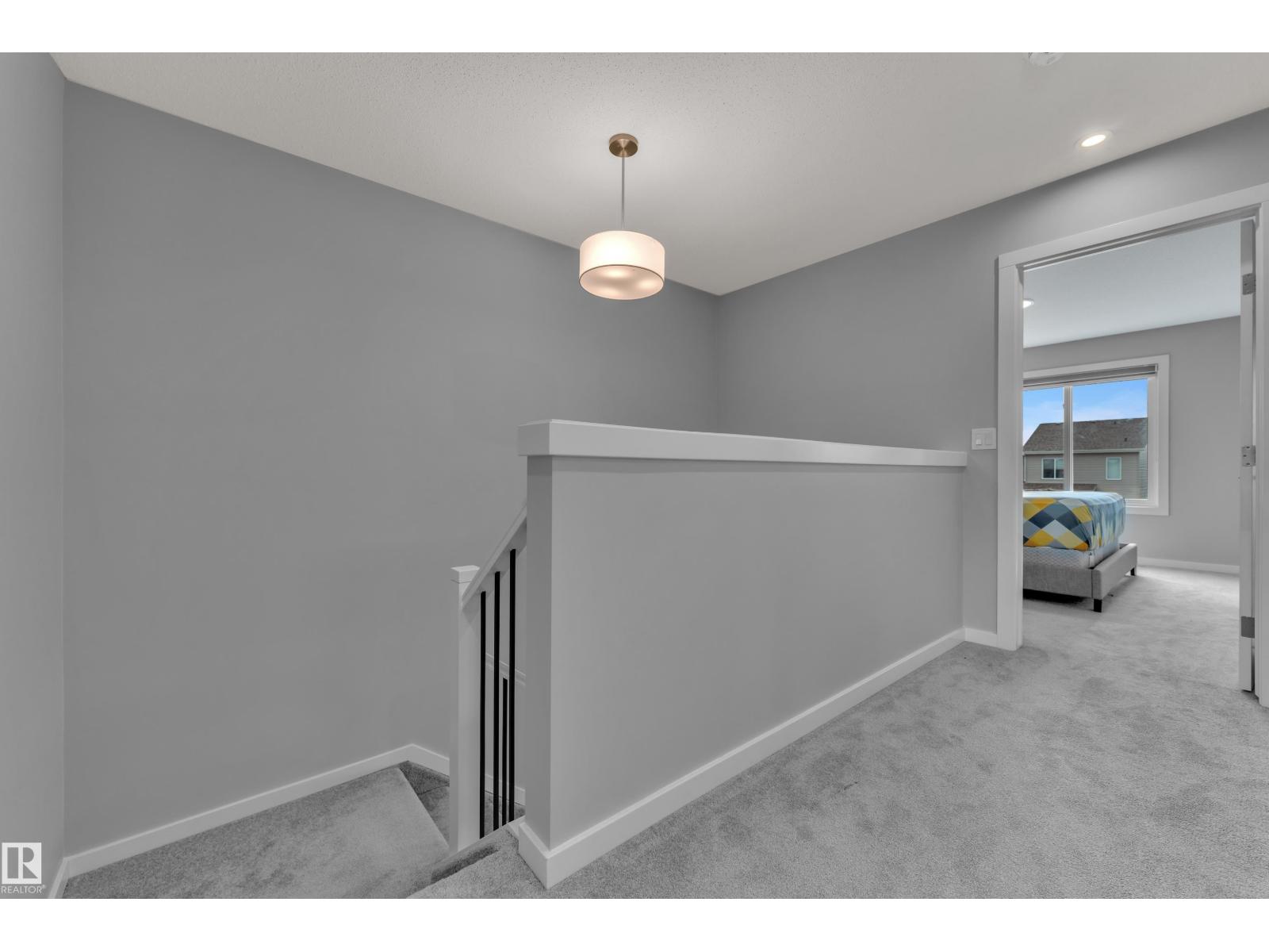 7043 182 AV NW — photo 22