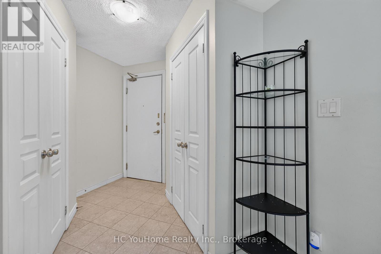 #607 801 BAY STREET - 12