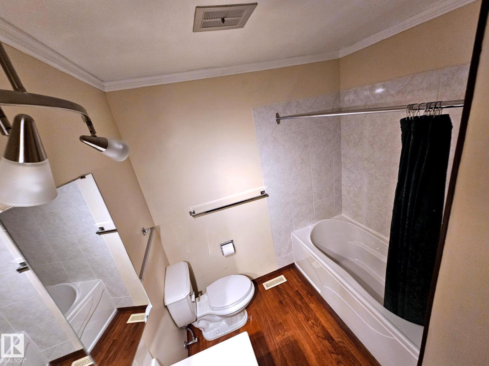 7612 40 AV NW - 13