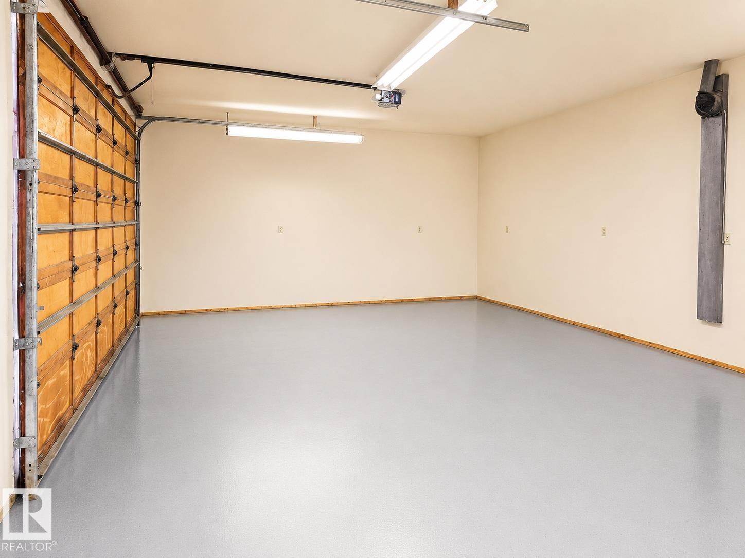 7612 40 AV NW - 29