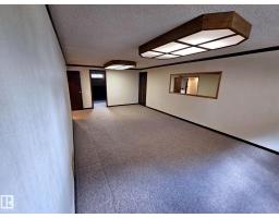 7612 40 Av Nw, Edmonton, AB T6X0X5 Photo 15