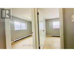 202 - 76 Brybeck Crescent, Kitchener, ON N2M2C6 Photo 13