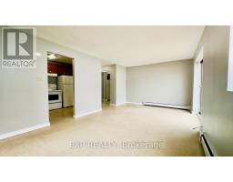 202 - 76 Brybeck Crescent, Kitchener, ON N2M2C6 Photo 7