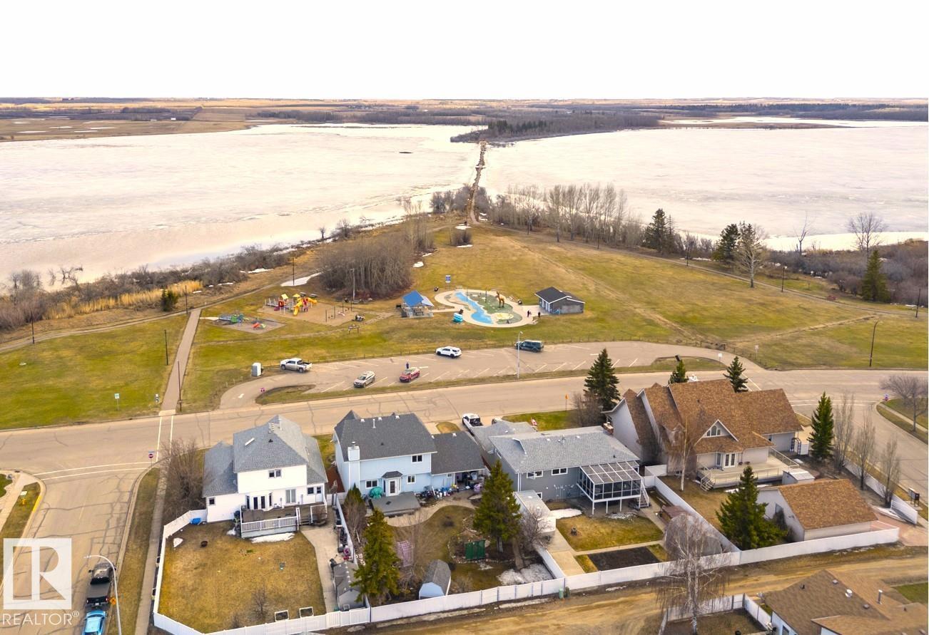 4003 LAKESHORE DR - 4