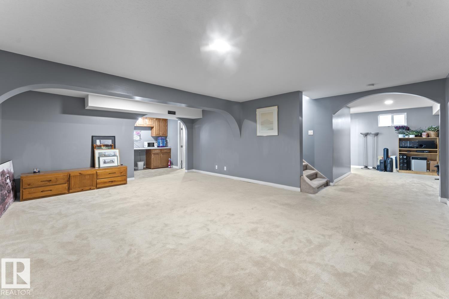 4003 LAKESHORE DR - 38