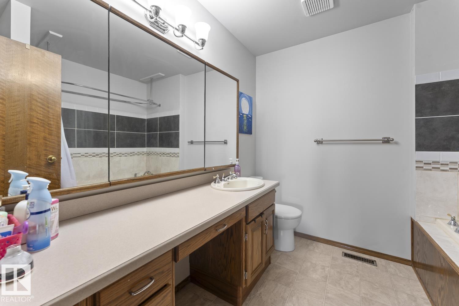 4003 LAKESHORE DR - 32