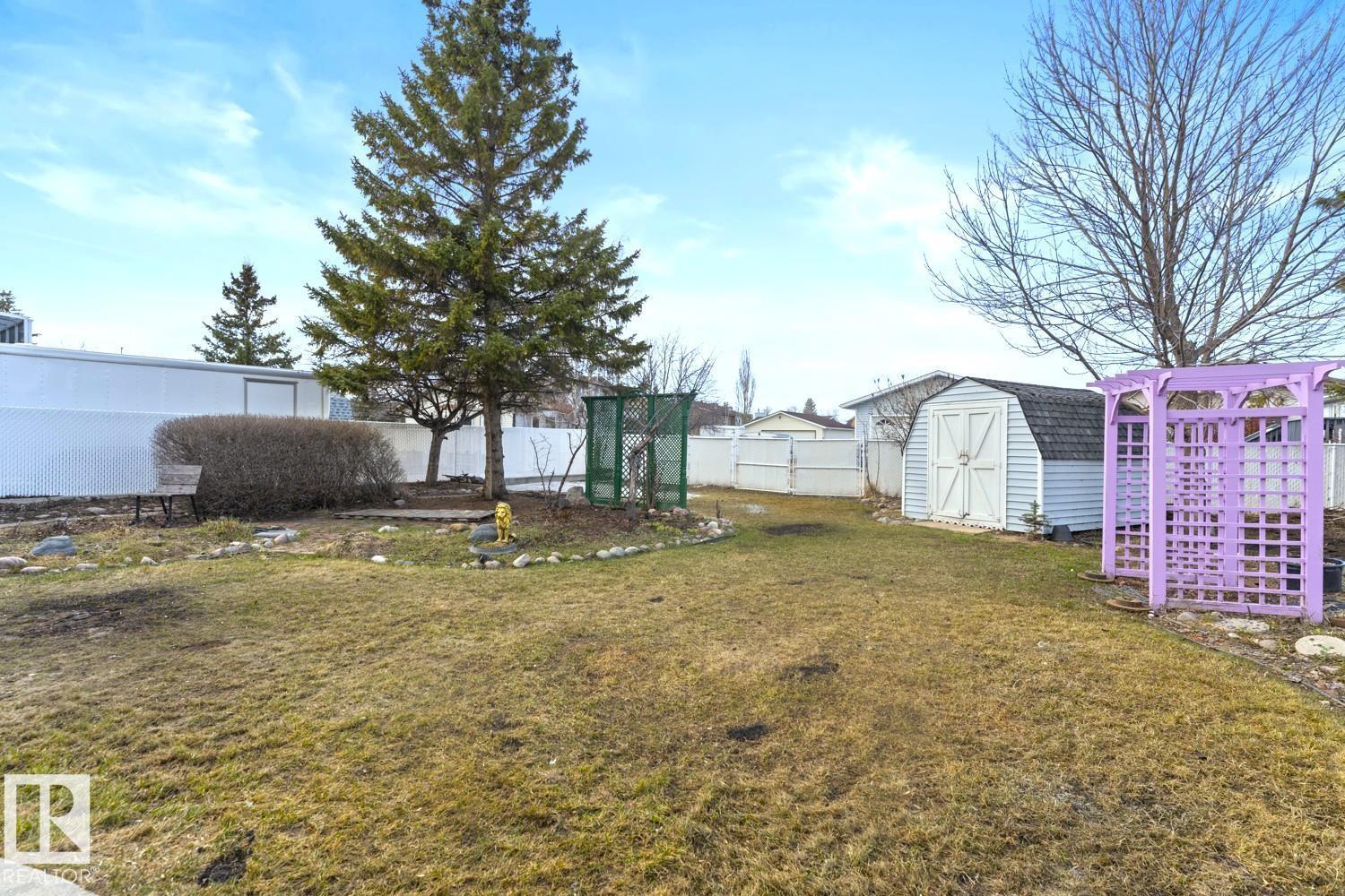 4003 LAKESHORE DR - 52