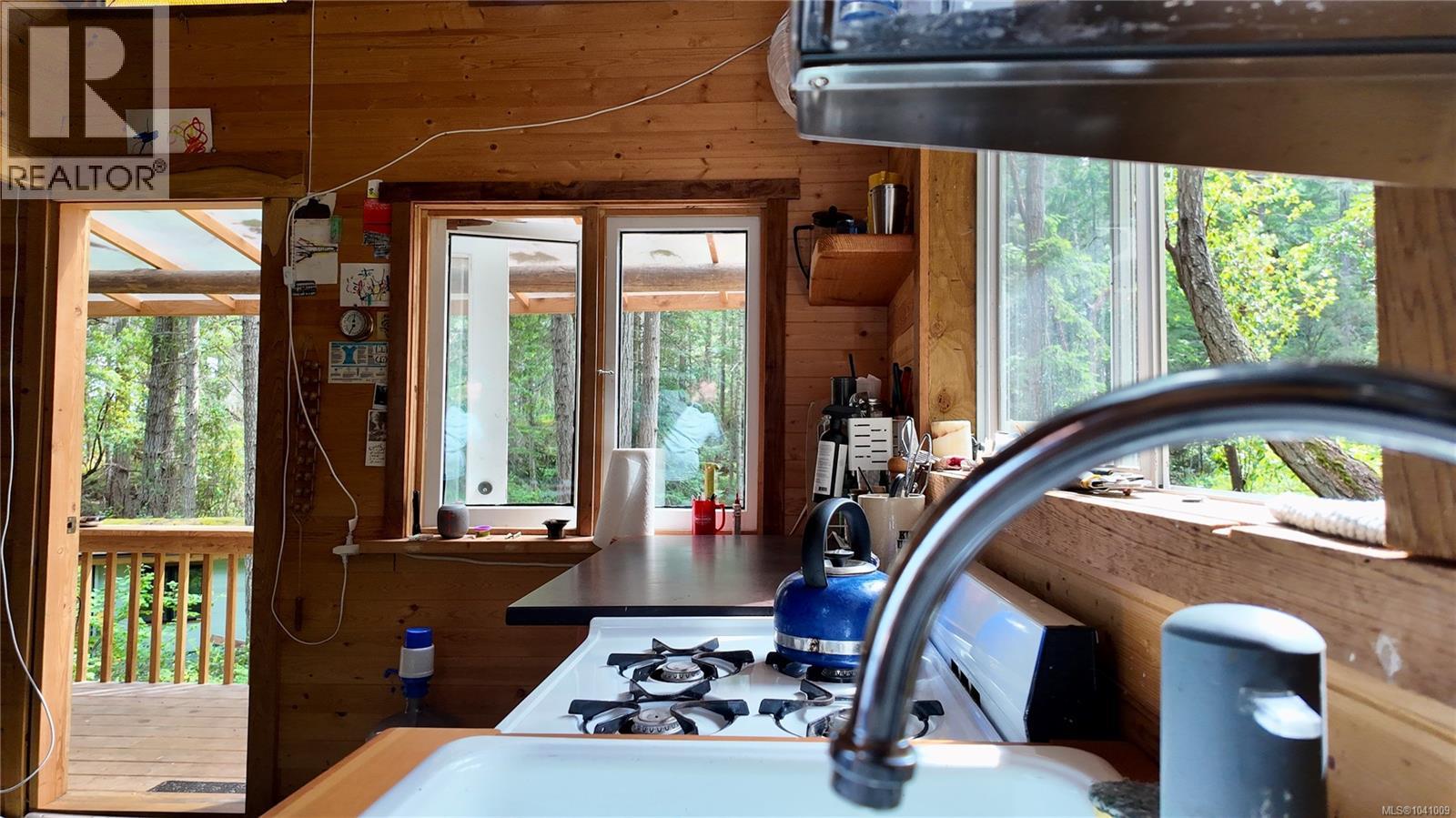Lot 33 Ruxton Island - 14